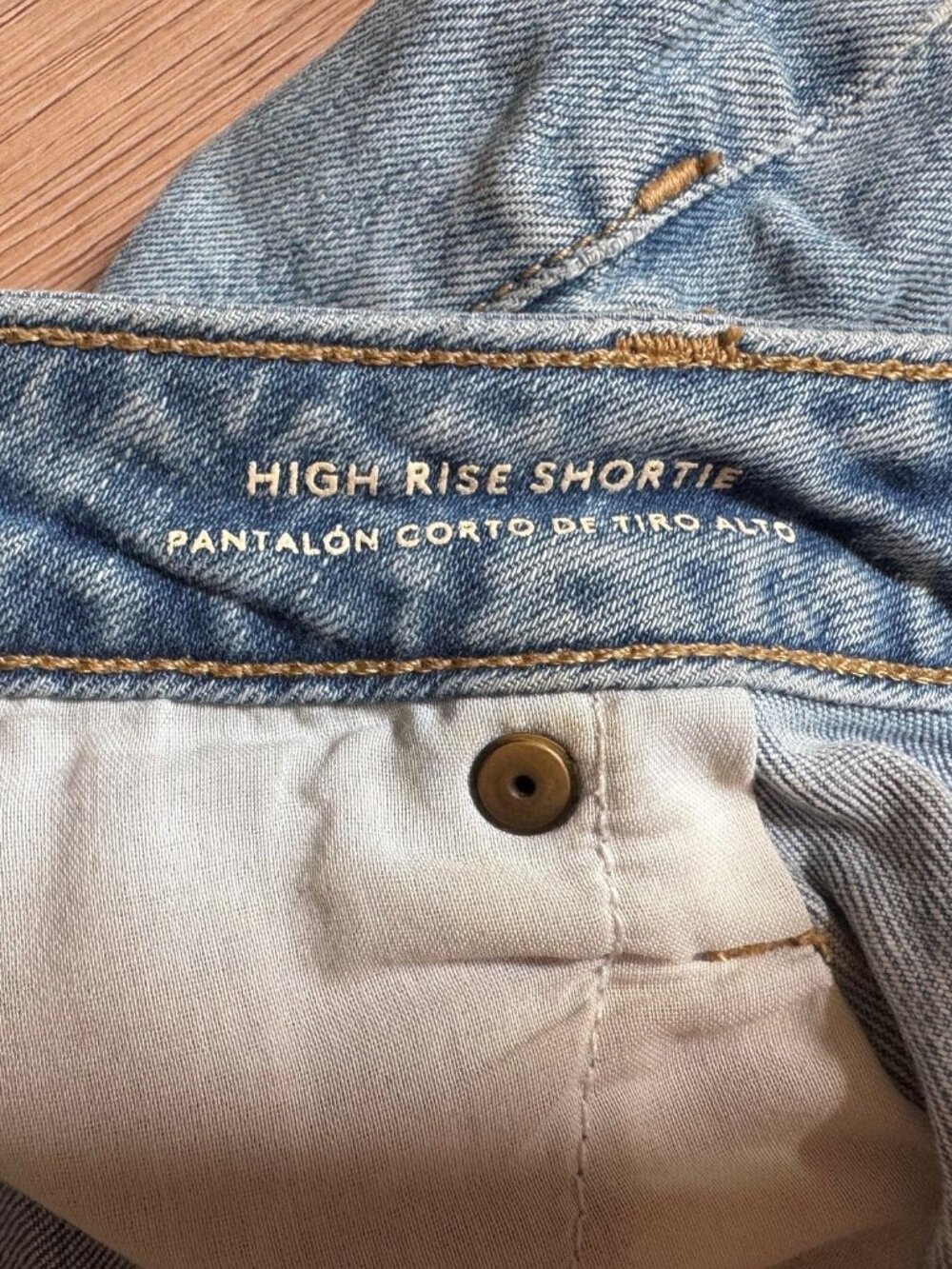 Universal Thread High Rise Shortie Jean Shorts - Picture 5 of 6